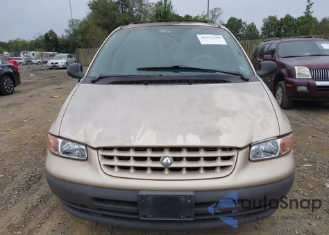 2000 Plymouth Voyager Se from USA, damaged, VIN 1P4GP45G0YB531735